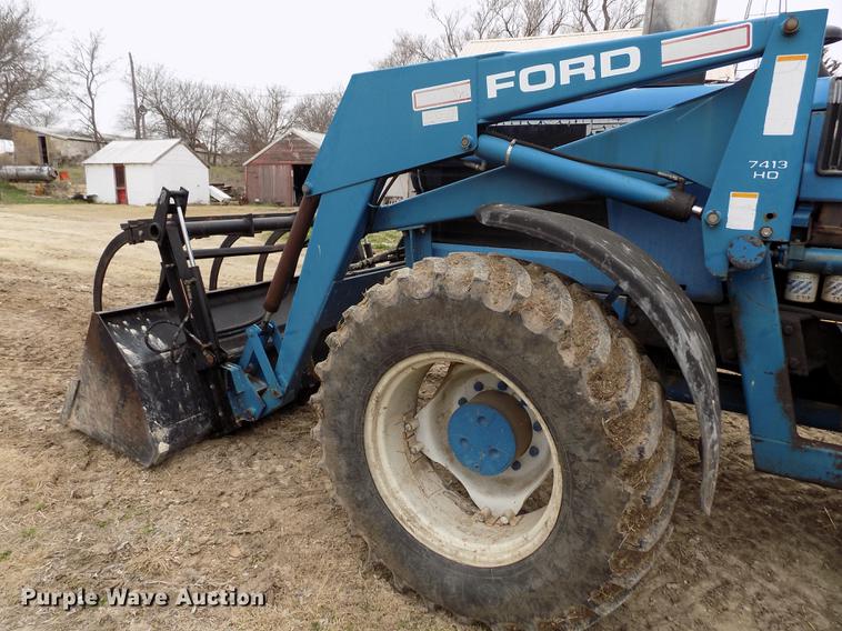 image for item DE1130 Ford 8830 MFWD tractor