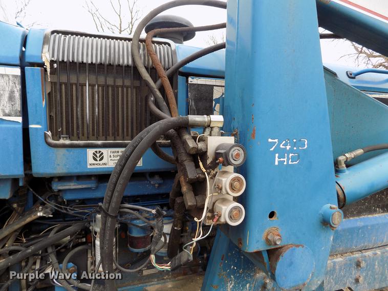 image for item DE1130 Ford 8830 MFWD tractor