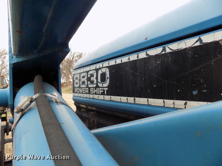 image for item DE1130 Ford 8830 MFWD tractor