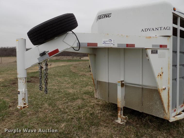 image for item DE1132 2005 Travalong Advantage livestock trailer