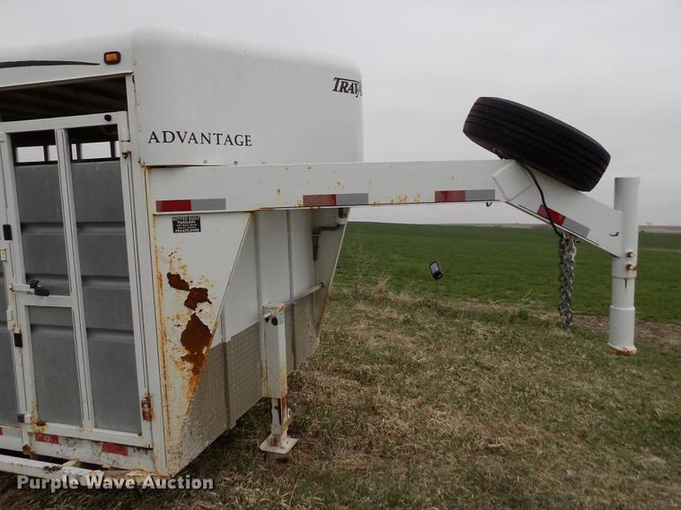 image for item DE1132 2005 Travalong Advantage livestock trailer