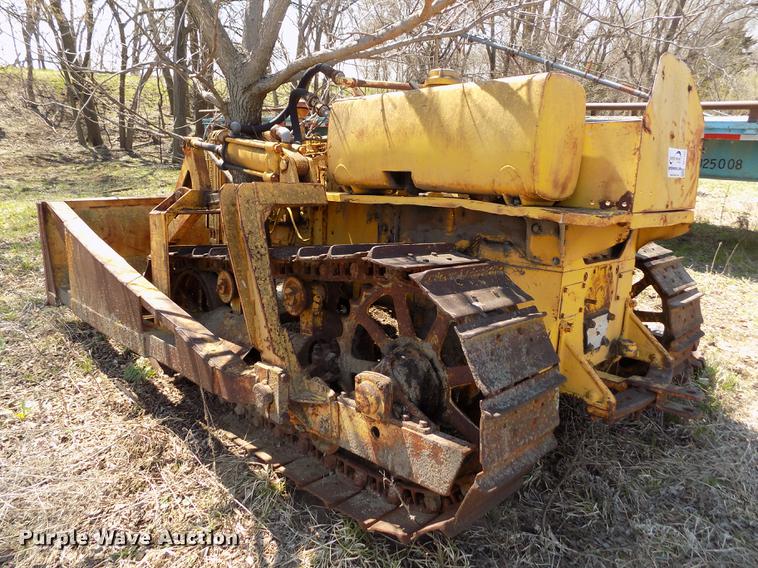 image for item DE1135 1936 Caterpillar RD4 dozer