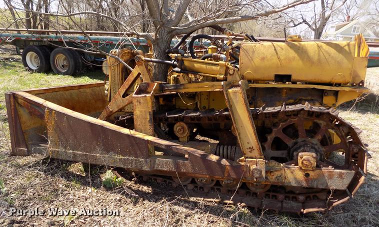 image for item DE1135 1936 Caterpillar RD4 dozer