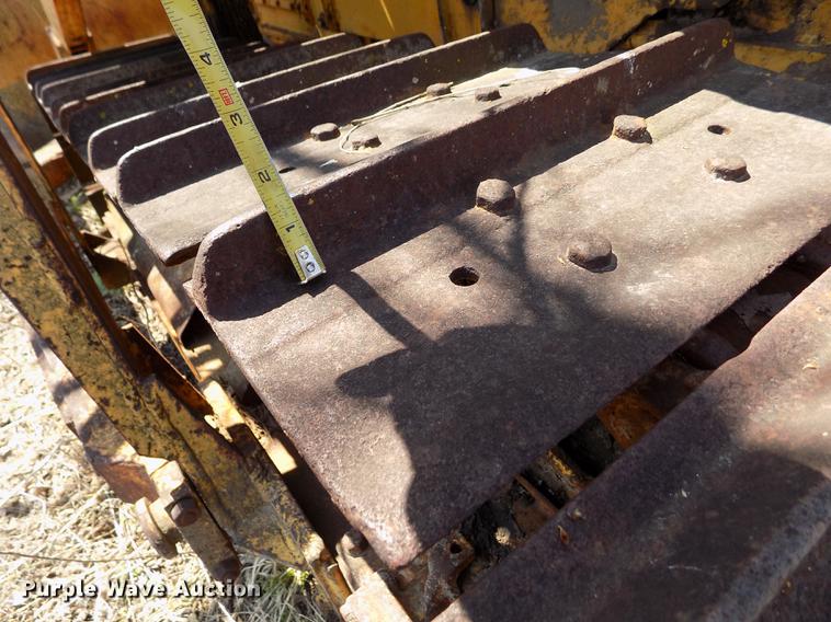 image for item DE1135 1936 Caterpillar RD4 dozer