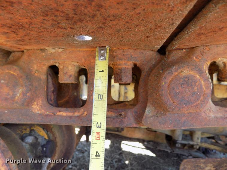 image for item DE1135 1936 Caterpillar RD4 dozer