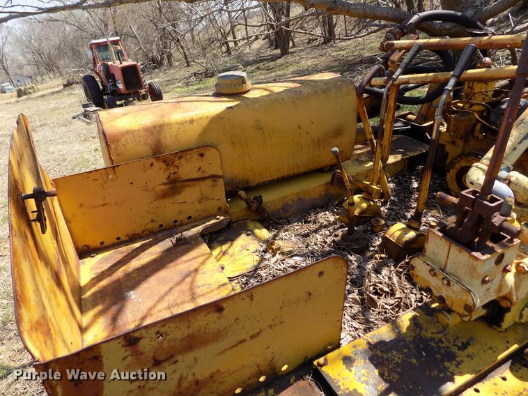 image for item DE1135 1936 Caterpillar RD4 dozer