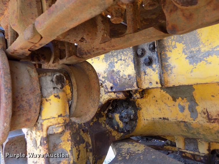 image for item DE1135 1936 Caterpillar RD4 dozer