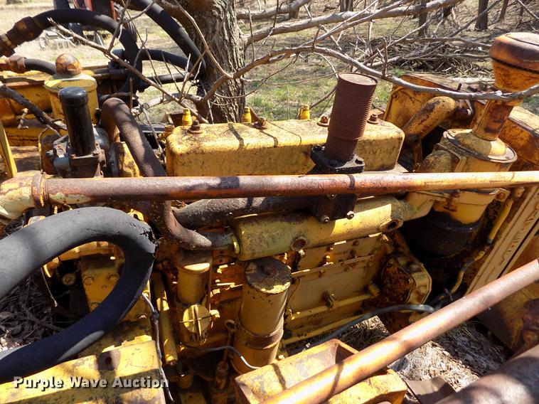 image for item DE1135 1936 Caterpillar RD4 dozer