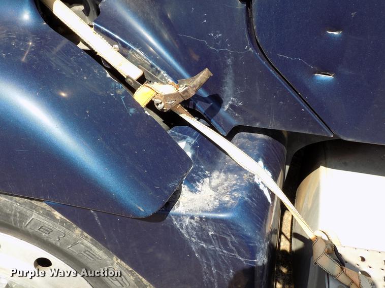 image for item DE1137 1998 Freightliner Century Class semi truck