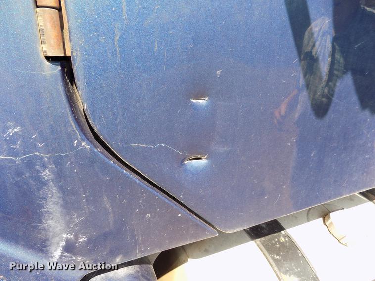 image for item DE1137 1998 Freightliner Century Class semi truck