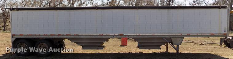 image for item DE1138 1999 Wilson DWH-400 Pace Setter double hopper bottom grain trailer