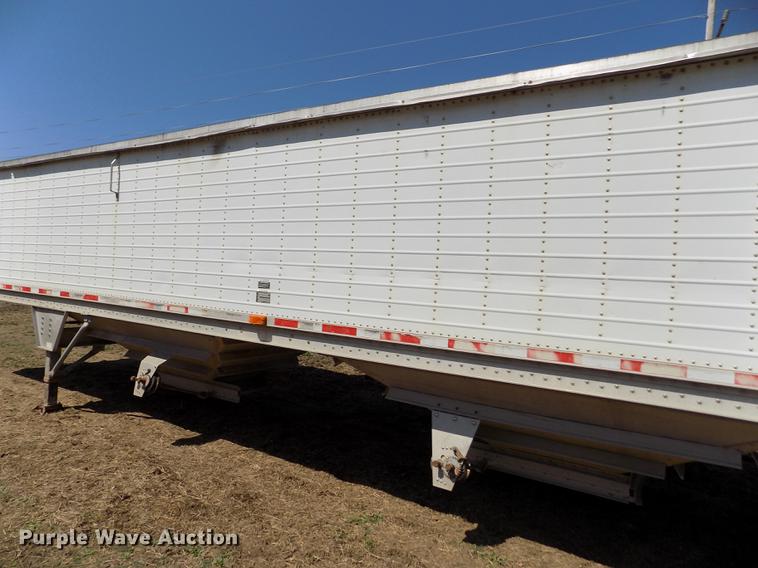 image for item DE1138 1999 Wilson DWH-400 Pace Setter double hopper bottom grain trailer