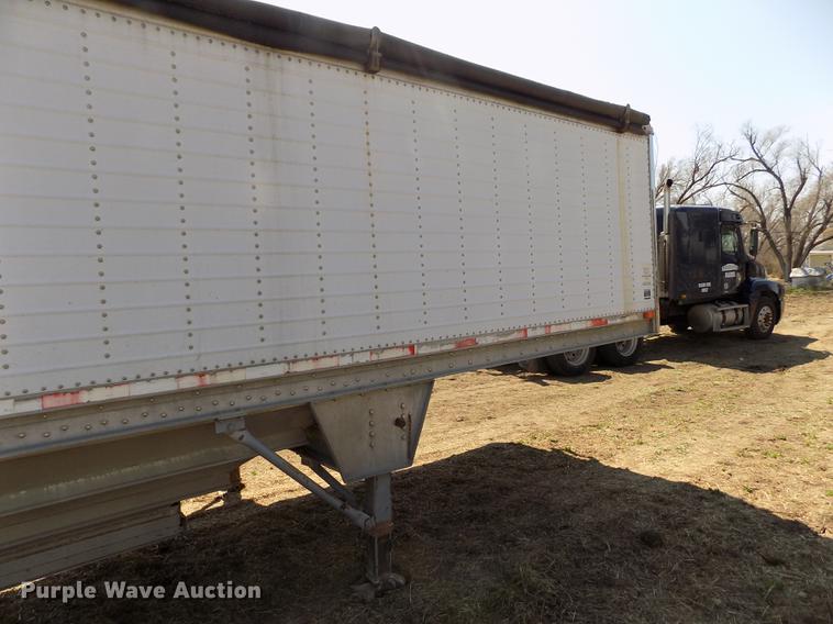 image for item DE1138 1999 Wilson DWH-400 Pace Setter double hopper bottom grain trailer