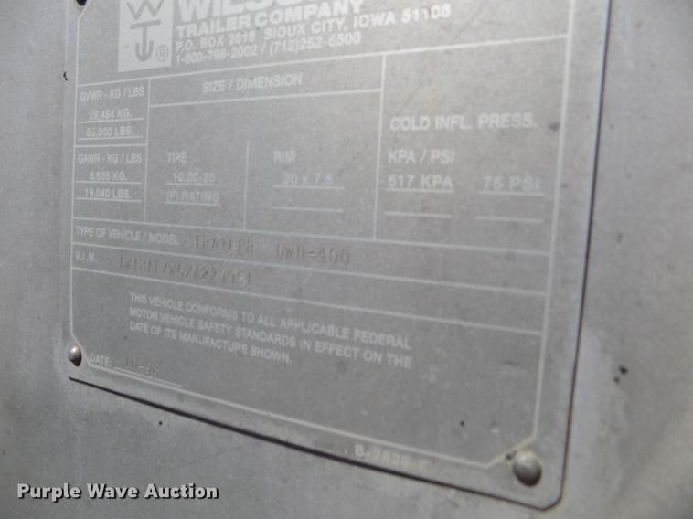 image for item DE1138 1999 Wilson DWH-400 Pace Setter double hopper bottom grain trailer