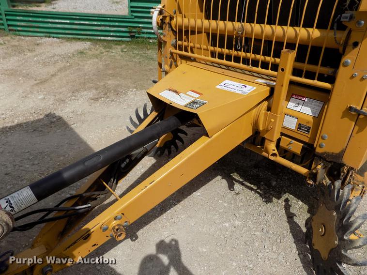 image for item DE1154 1999 Vermeer 504 Super I round baler