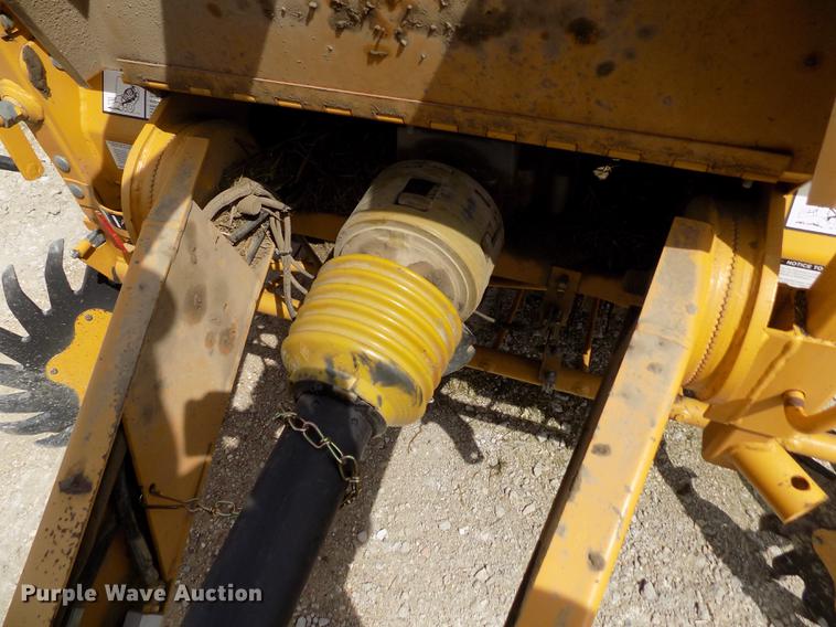 image for item DE1154 1999 Vermeer 504 Super I round baler