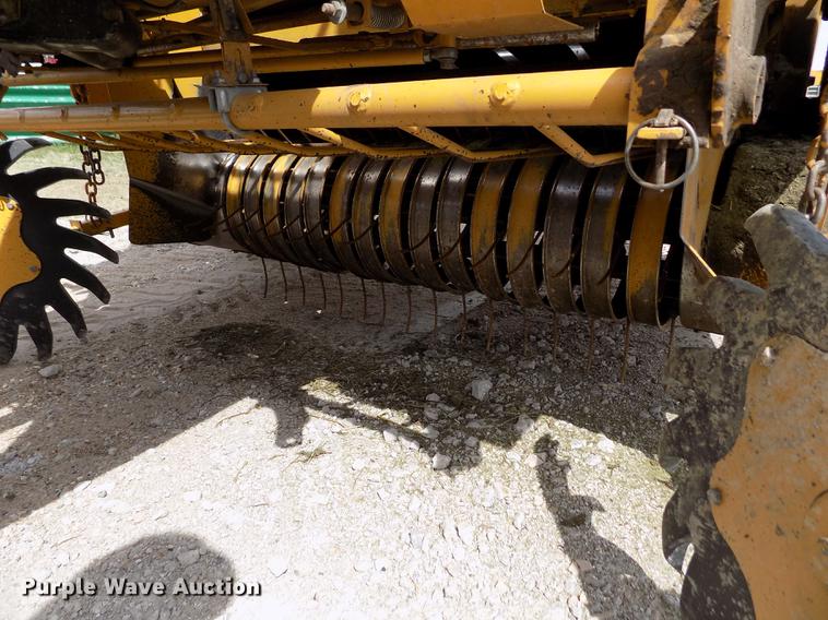 image for item DE1154 1999 Vermeer 504 Super I round baler