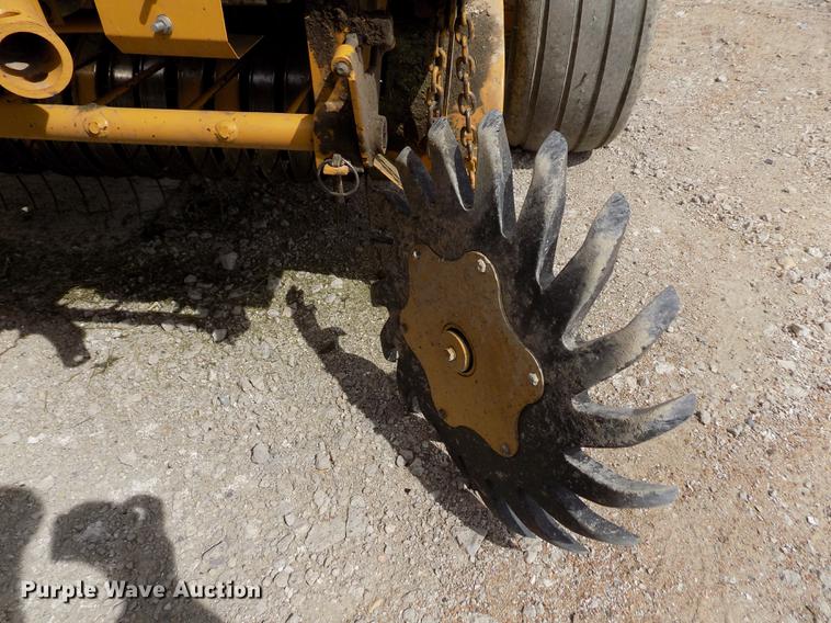 image for item DE1154 1999 Vermeer 504 Super I round baler