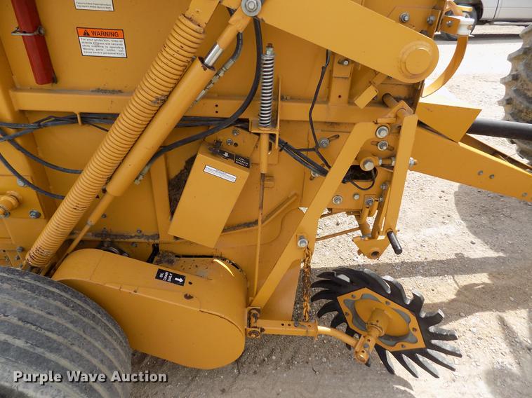 image for item DE1154 1999 Vermeer 504 Super I round baler