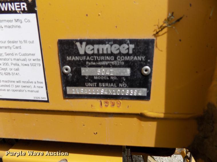 image for item DE1154 1999 Vermeer 504 Super I round baler
