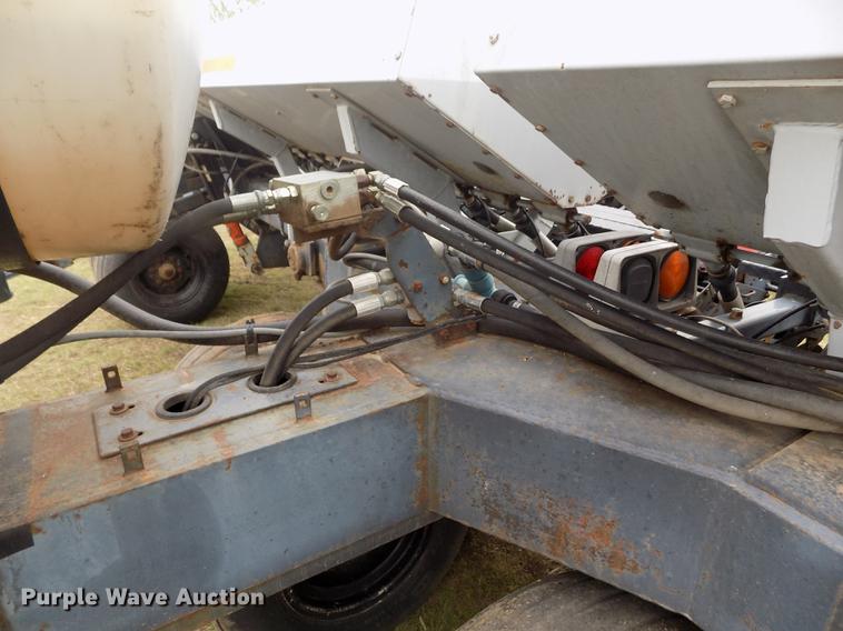 image for item DE1163 1999 CrustBuster 4000 All Plant grain drill