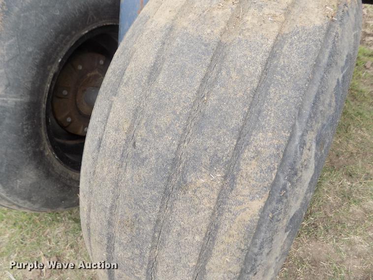 image for item DE1163 1999 CrustBuster 4000 All Plant grain drill