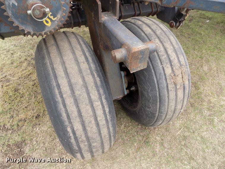 image for item DE1163 1999 CrustBuster 4000 All Plant grain drill