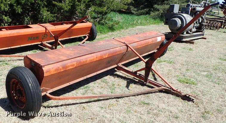 image for item DF1085 (2) New Idea grain drills