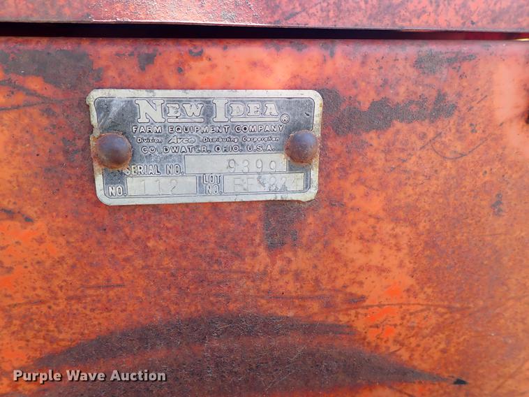 image for item DF1085 (2) New Idea grain drills