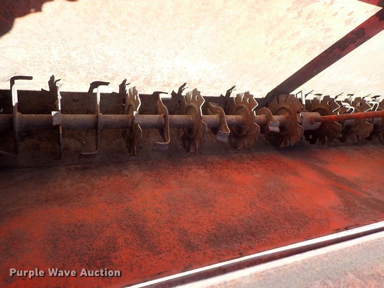 image for item DF1085 (2) New Idea grain drills