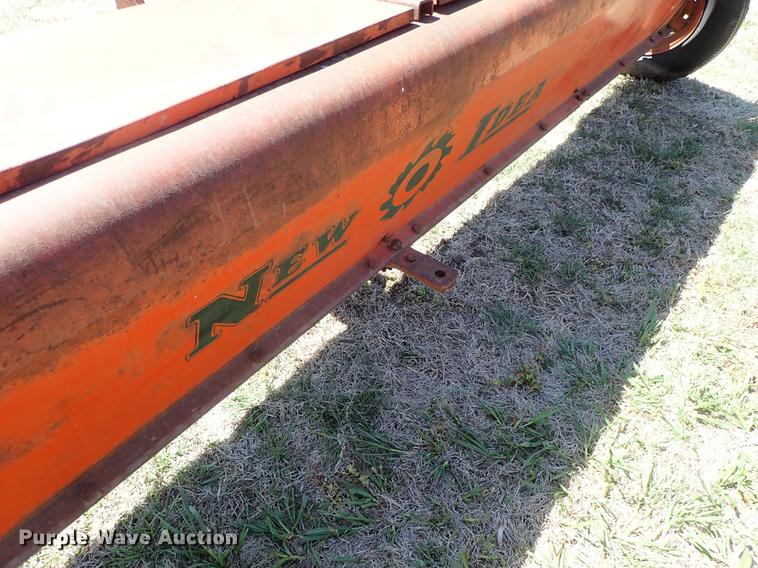 image for item DF1085 (2) New Idea grain drills