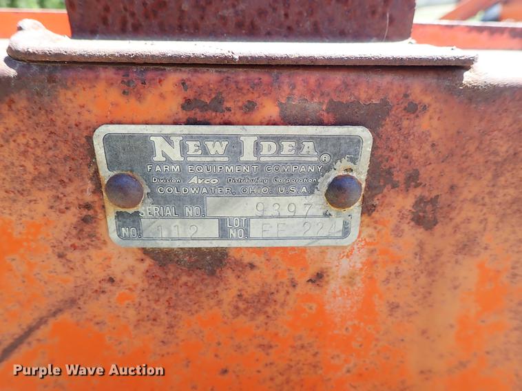 image for item DF1085 (2) New Idea grain drills