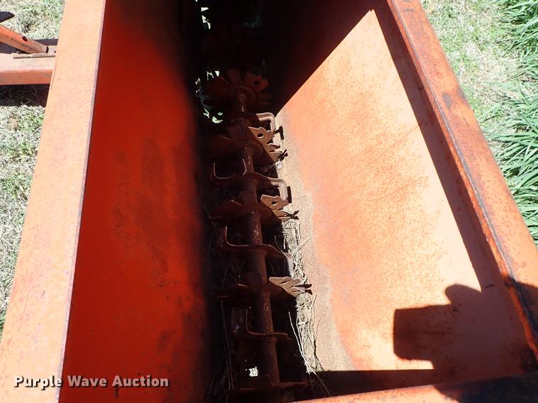 image for item DF1085 (2) New Idea grain drills