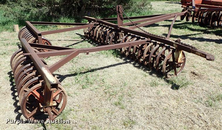 image for item DF1087 (3) cultipackers