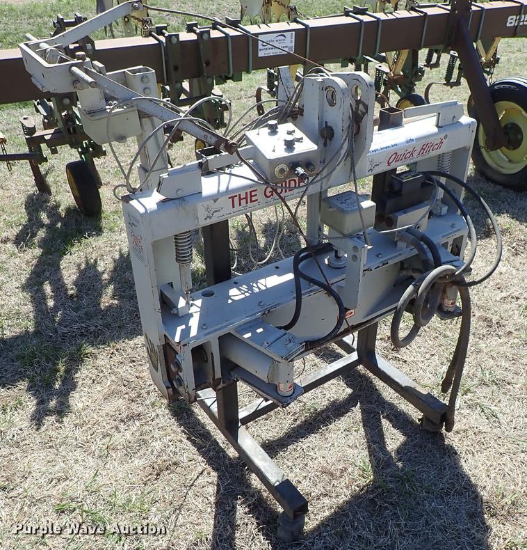 image for item DF1091 Lincoln Creek Mfg. The Guide quick hitch three point row crop guidance