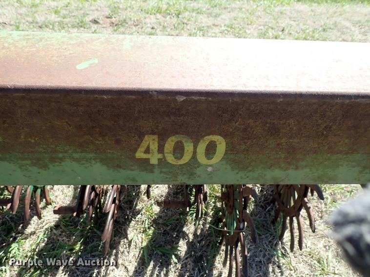 image for item DF1092 John Deere 400 rotary hoe