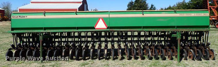 image for item DF1094 Great Plains Solid Stand 20 grain drill