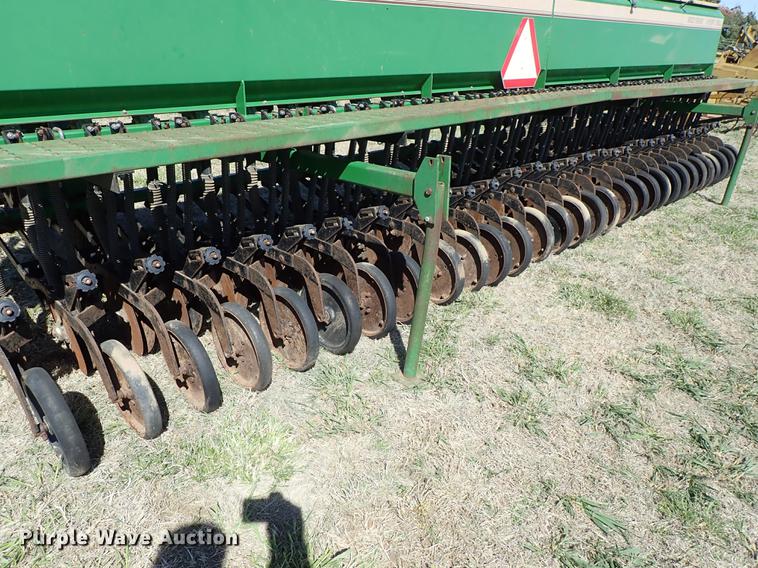 image for item DF1094 Great Plains Solid Stand 20 grain drill
