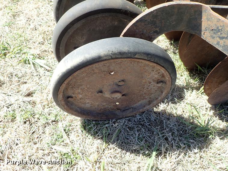 image for item DF1094 Great Plains Solid Stand 20 grain drill