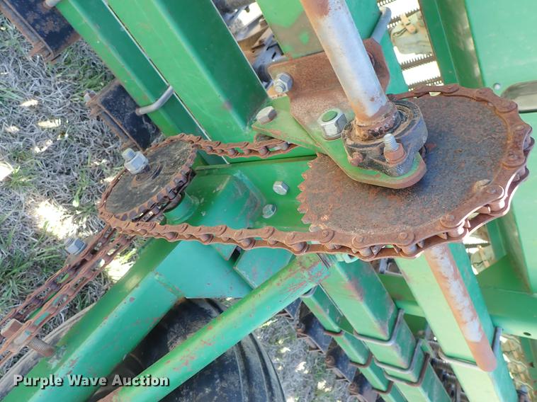 image for item DF1094 Great Plains Solid Stand 20 grain drill