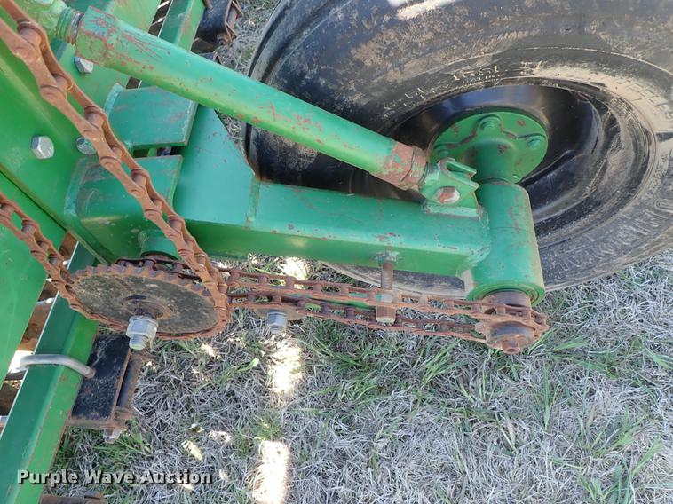 image for item DF1094 Great Plains Solid Stand 20 grain drill