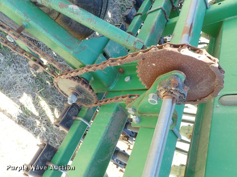 image for item DF1094 Great Plains Solid Stand 20 grain drill