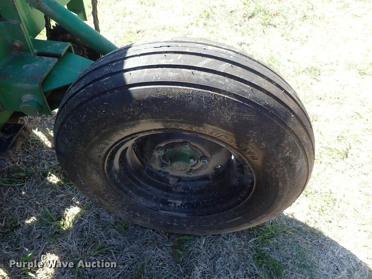 image for item DF1094 Great Plains Solid Stand 20 grain drill