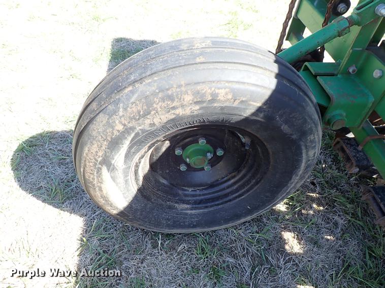 image for item DF1094 Great Plains Solid Stand 20 grain drill