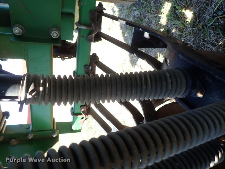 image for item DF1094 Great Plains Solid Stand 20 grain drill