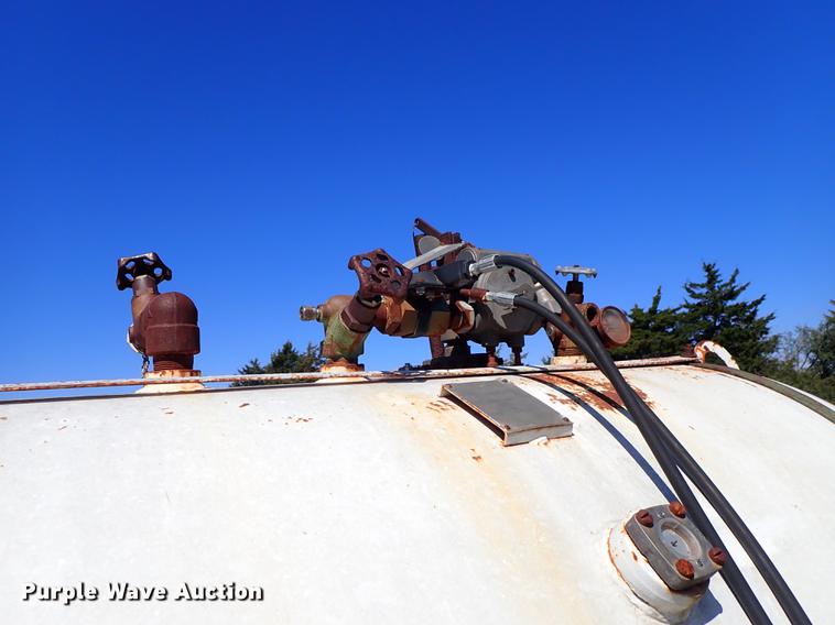 image for item DF1095 Flex King KB-15 sweep plow