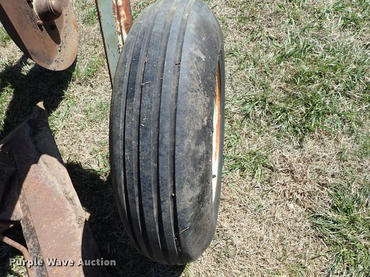 image for item DF1095 Flex King KB-15 sweep plow