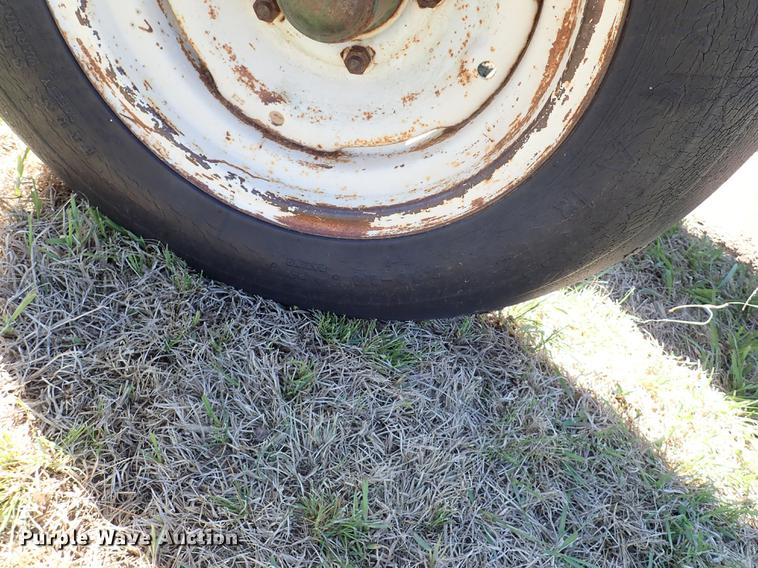 image for item DF1095 Flex King KB-15 sweep plow