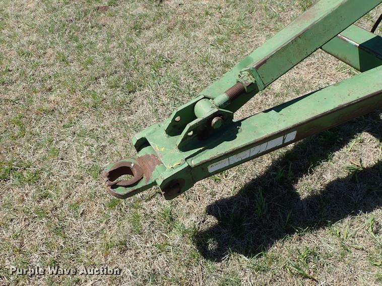 image for item DF1096 John Deere 915 ripper