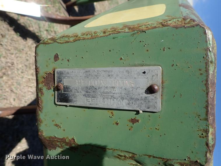 image for item DF1096 John Deere 915 ripper